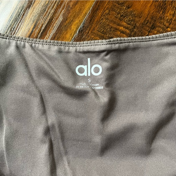Alo Yoga Wellness Rib Set - Picture 2 of 5